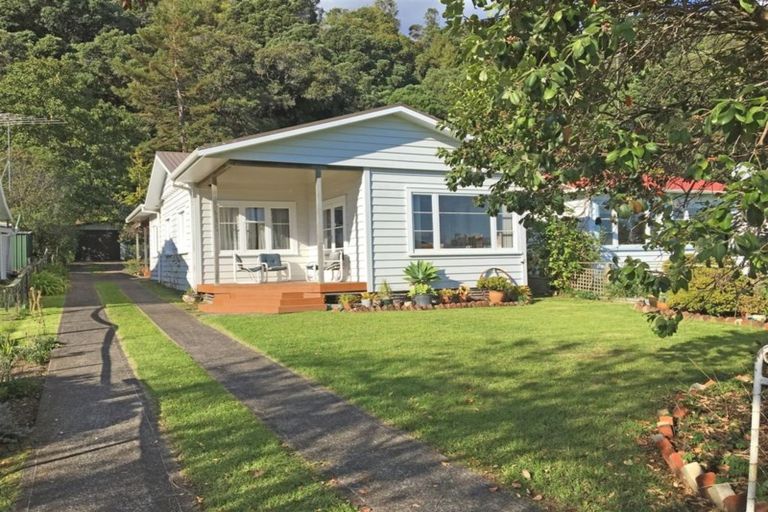 Photo of property in 418 Thames Coast Sh25 Road, Te Puru, Thames, 3575