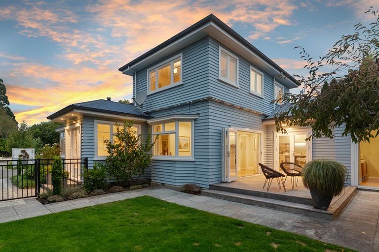 Photo of property in 43 Colombo Street, Cashmere, Christchurch, 8022