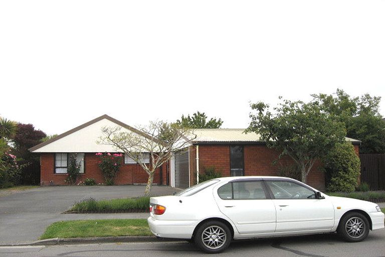 Photo of property in 10 Jacaranda Place, Parklands, Christchurch, 8083