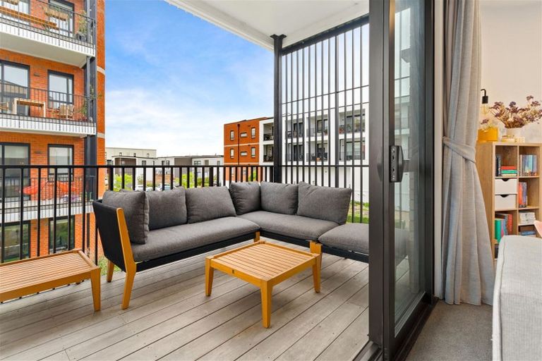 Photo of property in 107/77 Hobsonville Point Road, Hobsonville, Auckland, 0616