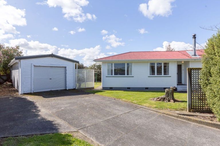 Photo of property in 39 Wavell Crescent, Lansdowne, Masterton, 5810