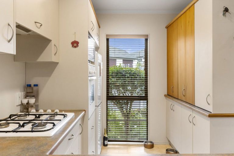 Photo of property in 31 Lakeridge Close, Rangatira Park, Taupo, 3330
