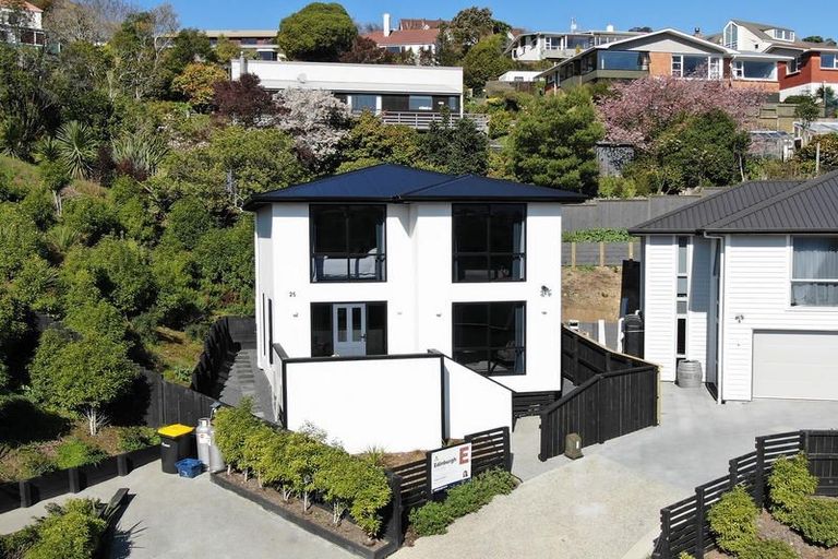 Photo of property in 25 Brugh Place, Andersons Bay, Dunedin, 9013