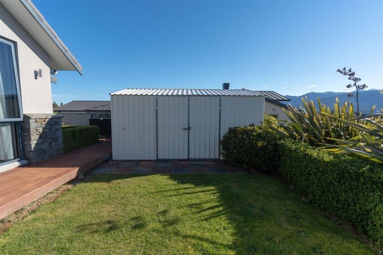 Photo of property in 12 Tawera Place, Te Anau, 9679