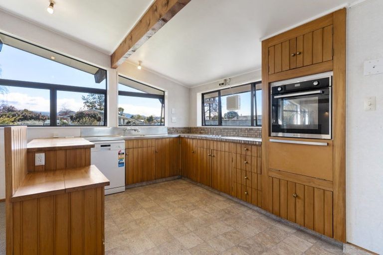 Photo of property in 3 Deller Drive, Carterton, 5713