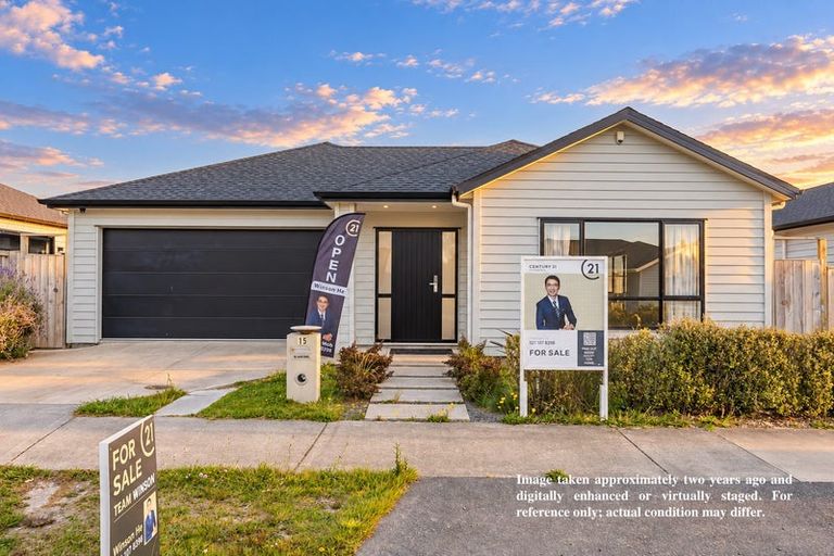 Photo of property in 15 Ropere Street, Kumeu, 0810