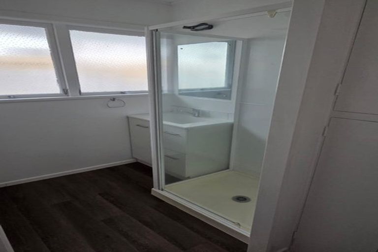 Photo of property in 1/59 The Boulevard, Sunnyhills, Auckland, 2010