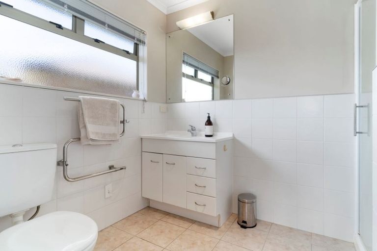 Photo of property in 6 Shaun Close, Papamoa Beach, Papamoa, 3118