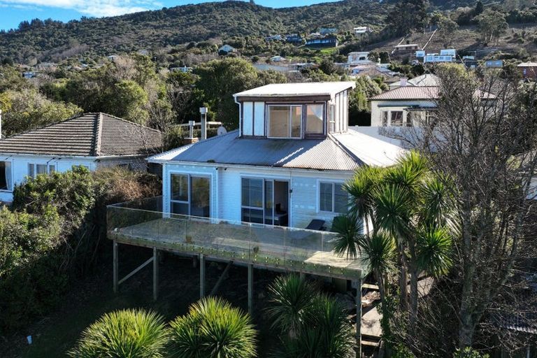 Photo of property in 305 Ravensbourne Road, Ravensbourne, Dunedin, 9022