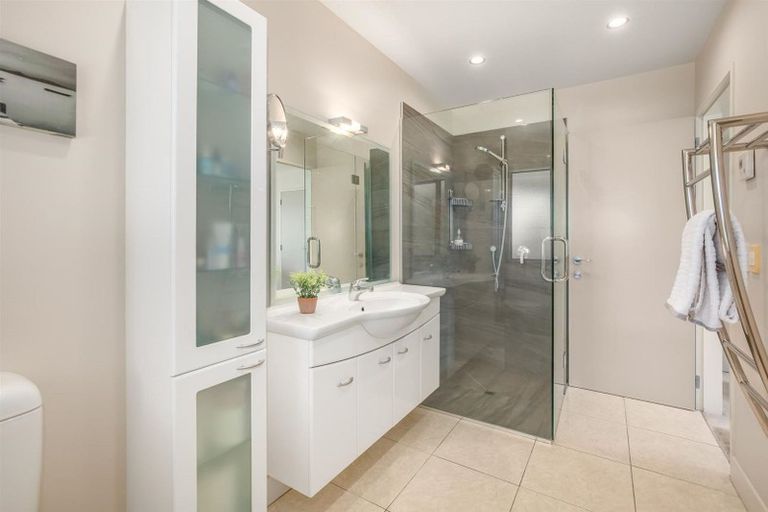 Photo of property in 3 The Palms, Raumati Beach, Paraparaumu, 5032