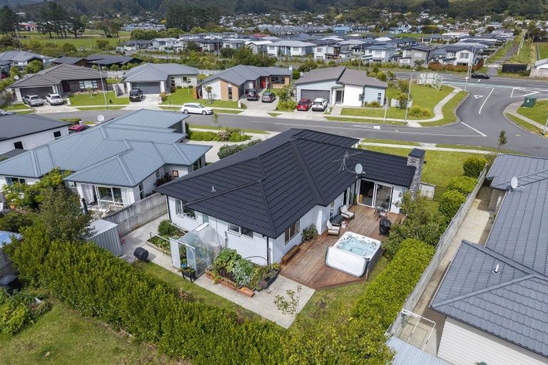 Photo of property in 38 Brian Morgan Terrace, Wainuiomata, Lower Hutt, 5014