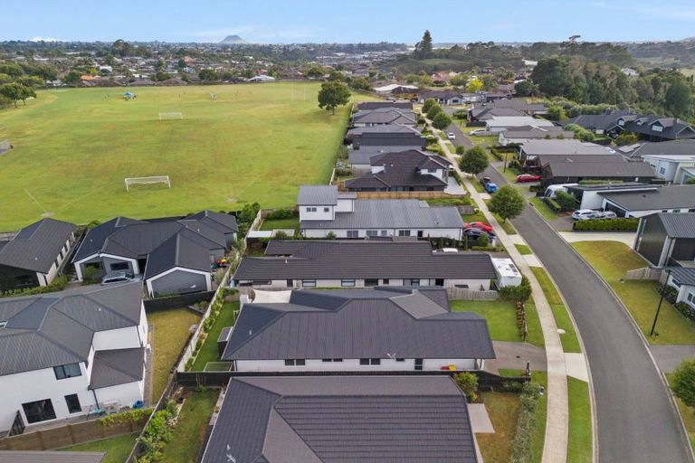 Photo of property in 5 Hanlow Place, Pyes Pa, Tauranga, 3112