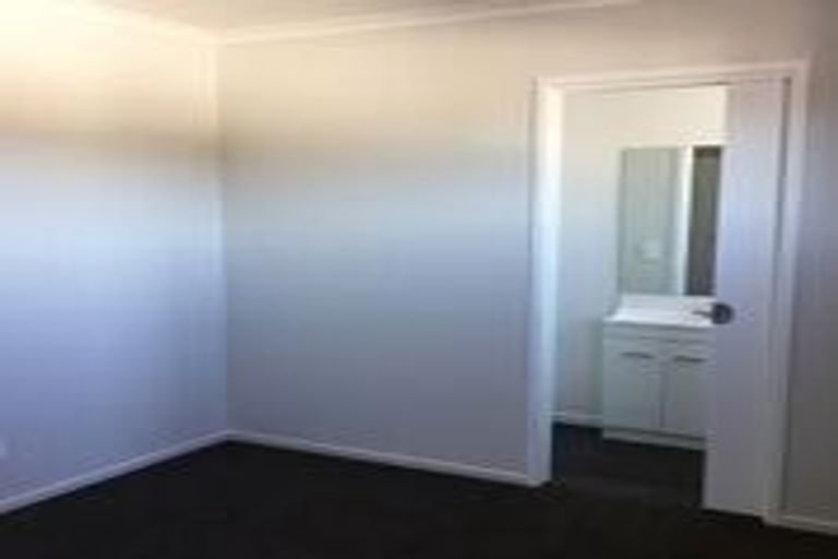Photo of property in 2/116 Elizabeth Street, Riccarton, Christchurch, 8041