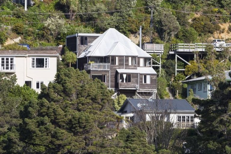 Photo of property in 123 Sefton Street, Wadestown, Wellington, 6012