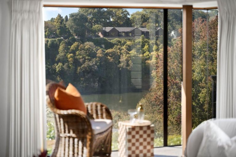 Photo of property in 4/100 Beerescourt Road, Beerescourt, Hamilton, 3200