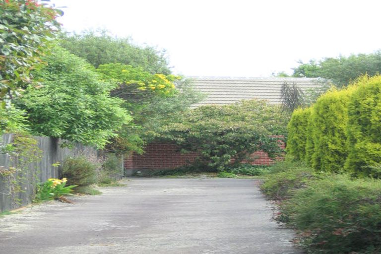 Photo of property in 8 Parera Grove, Heretaunga, Upper Hutt, 5018