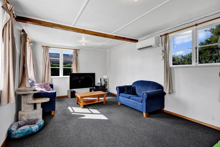 Photo of property in 59 Wallscourt Place, Normanby, Hawera, 4614