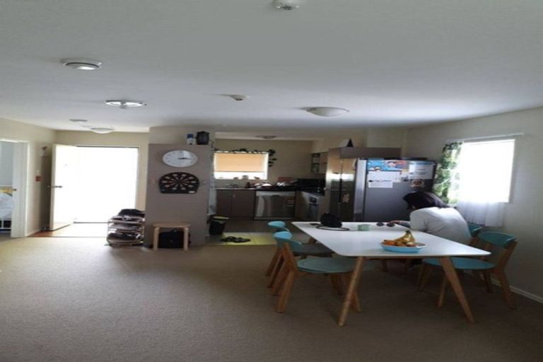 Photo of property in 1f/10 Morning Star Place, Mount Albert, Auckland, 1025