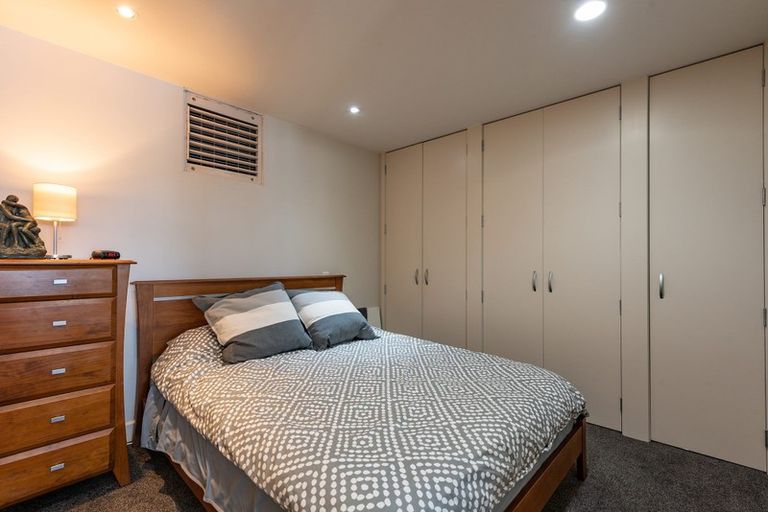 Photo of property in Shelley Bay Terraces, 13/61 Maupuia Road, Maupuia, Wellington, 6022