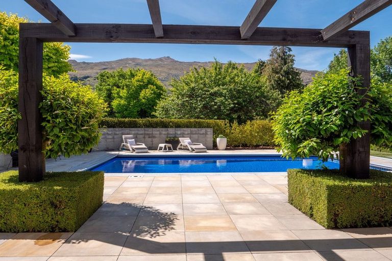 Photo of property in 508 Malaghans Road, Speargrass Flat, Queenstown, 9371