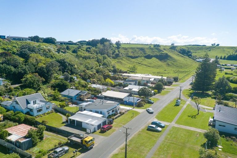 Photo of property in 41 Mowhanau Drive, Kai Iwi, Wanganui, 4574