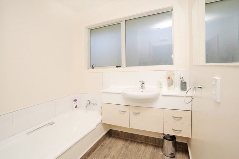 Photo of property in 29 Rakiura Parade, Otatara, Invercargill, 9879