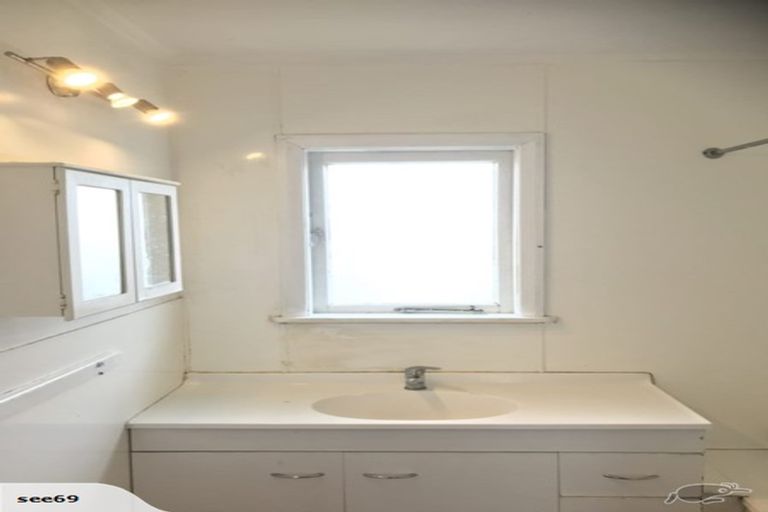 Photo of property in 28 Rice Crescent, Papakura, 2110