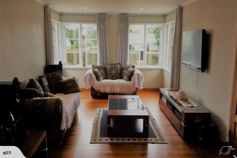 Photo of property in 9 Buchanan Road, Kingseat, Papakura, 2580