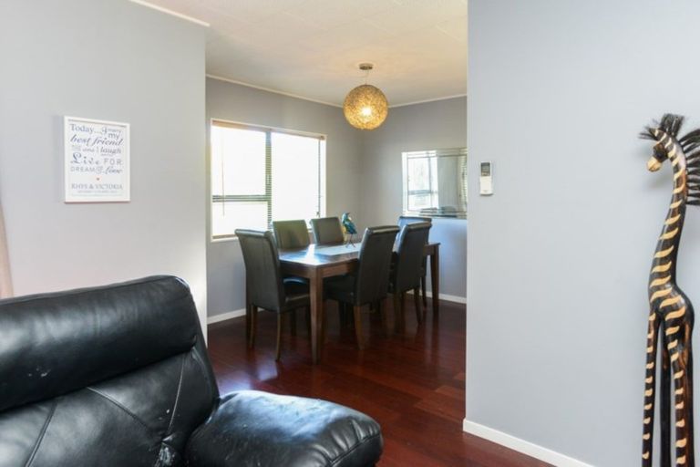 Photo of property in 4 Toop Street, Havelock North, 4130