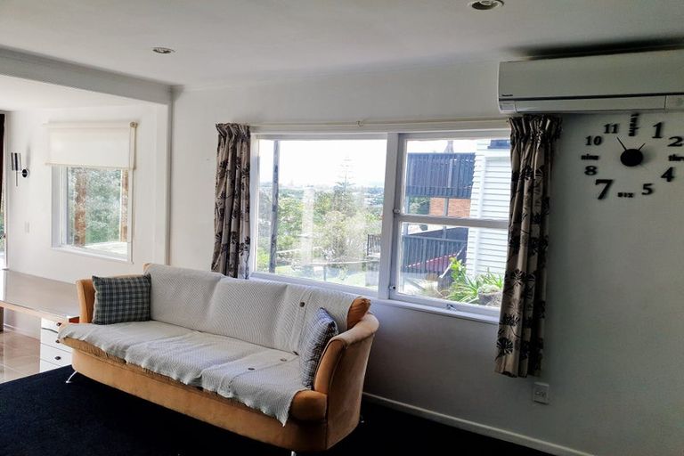 Photo of property in 211 Titirangi Road, Titirangi, Auckland, 0604