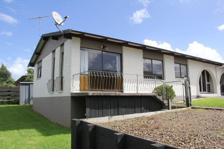 Photo of property in 116b Wellington Street, Pukekohe, 2120