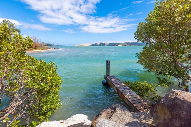 Photo of property in 22 Koutu Beach Road, Opononi, Kaikohe, 0473