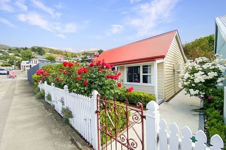 Photo of property in 66 London Street, Lyttelton, 8082