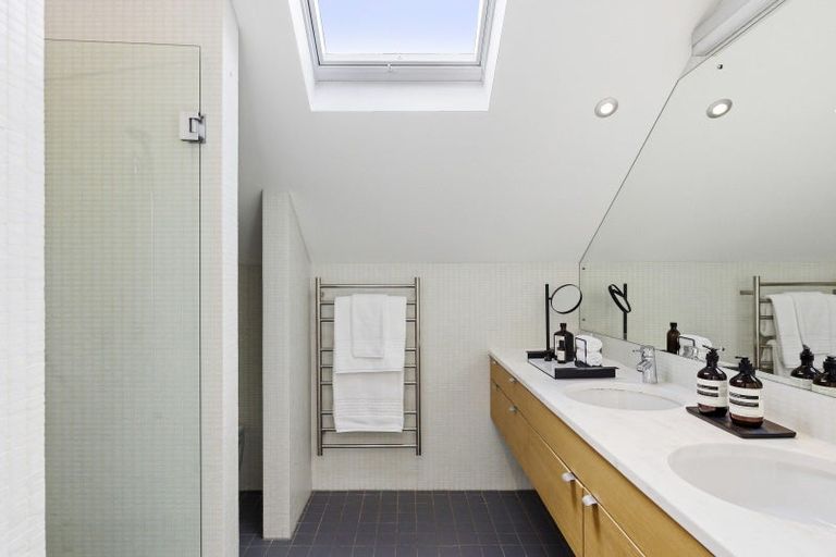 Photo of property in 11 Franklin Road, Freemans Bay, Auckland, 1011