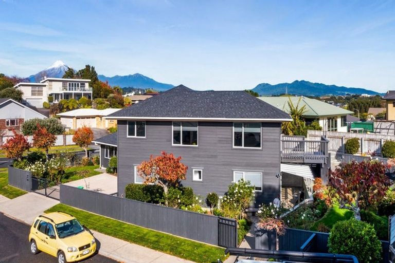 Photo of property in 85 Wallath Road, Westown, New Plymouth, 4310