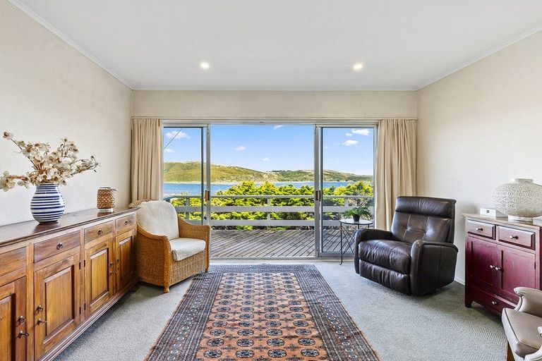 Photo of property in 5b Acheron Road, Paremata, Porirua, 5026