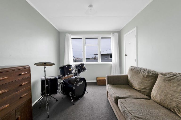 Photo of property in 3 Sutton Place, Hawera, 4610