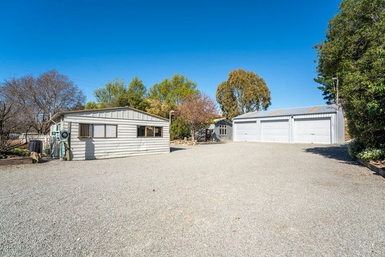 Photo of property in 16 Settlement Road, Kurow, 9435