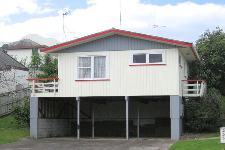 Photo of property in 235 Oceanbeach Road, Mount Maunganui, 3116