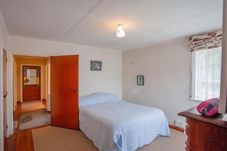 Photo of property in 6 Camden Street, Vogeltown, New Plymouth, 4310