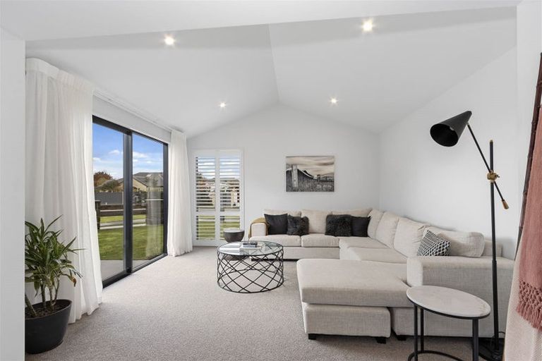 Photo of property in 215 Cavendish Road, Casebrook, Christchurch, 8051