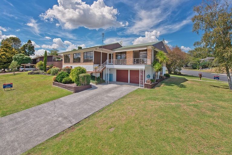 Photo of property in 12 David Avenue, Hillpark, Auckland, 2102