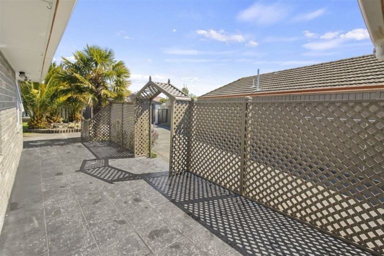 Photo of property in 17 Logie Place, Bromley, Christchurch, 8062