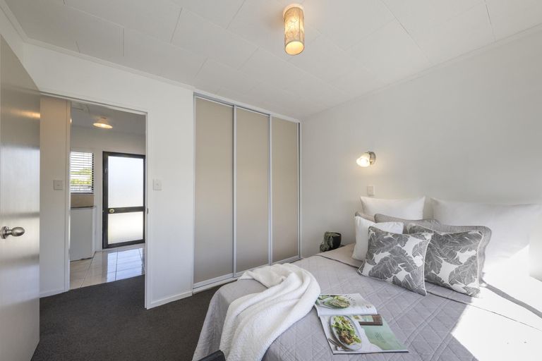 Photo of property in 19 Leander Place, Milson, Palmerston North, 4414