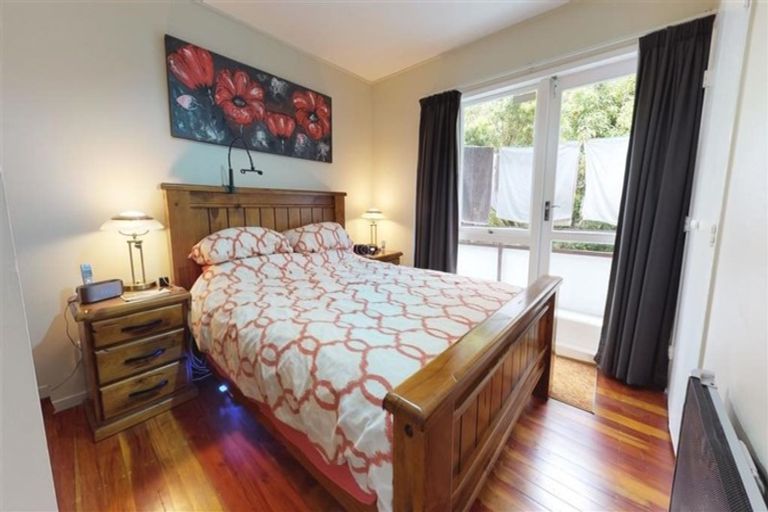 Photo of property in 17a Caesars Place, Churton Park, Wellington, 6037