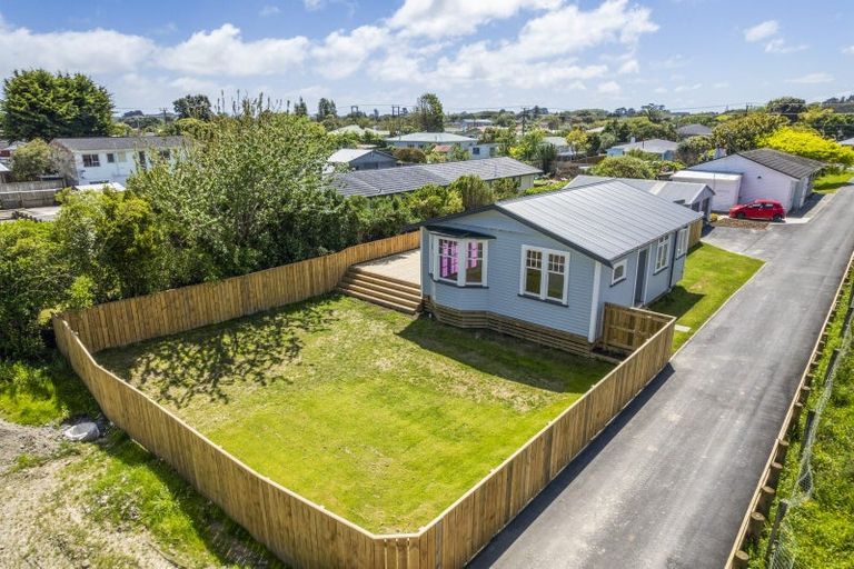 Photo of property in 49a Kirk Street, Otaki, 5512