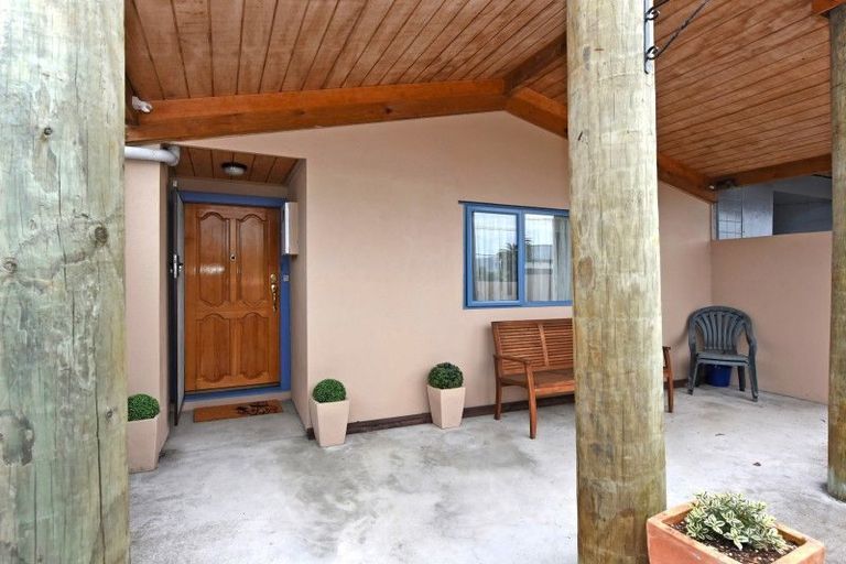 Photo of property in 100 Mcleod Street, Elderslea, Upper Hutt, 5018