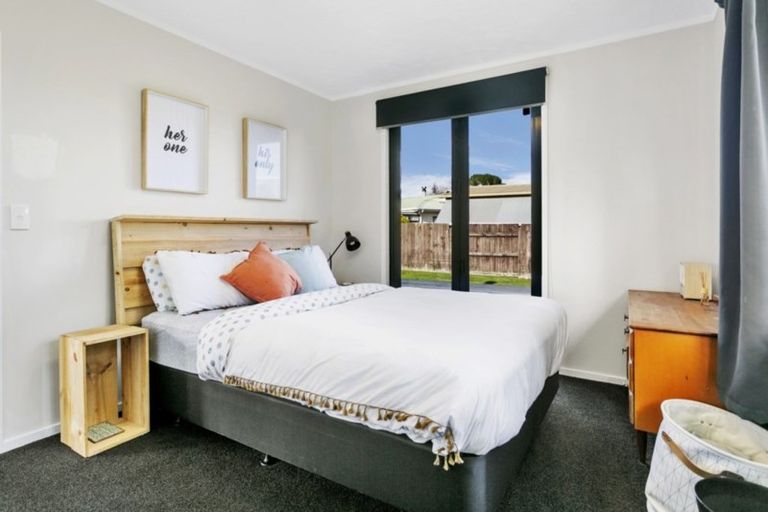 Photo of property in 2/52 Arthur Crescent, Hilltop, Taupo, 3330