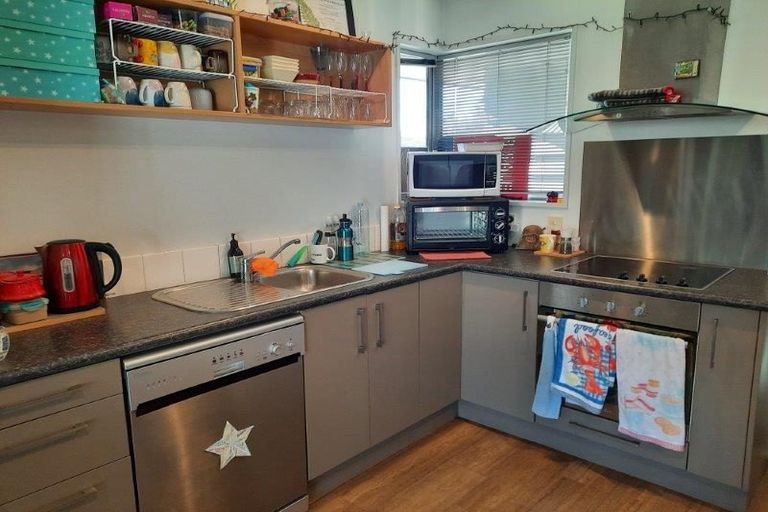 Photo of property in 10 North Avon Road, Richmond, Christchurch, 8013