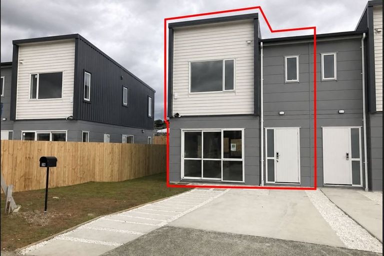 Photo of property in 3b Poruru Close, Papakura, 2110